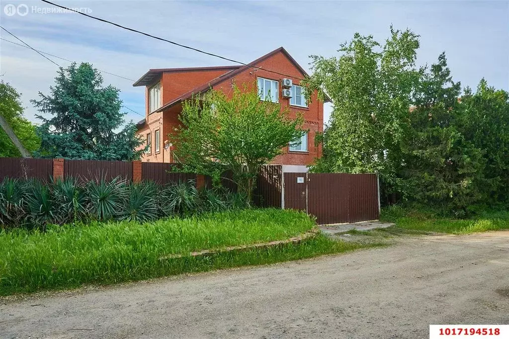 Дом в хутор Копанской, Брусничная улица (300 м) - Фото 1