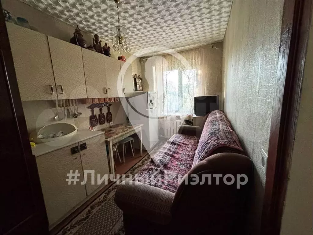 Комната 23,9 м в 2-к., 2/2 эт. - Фото 1