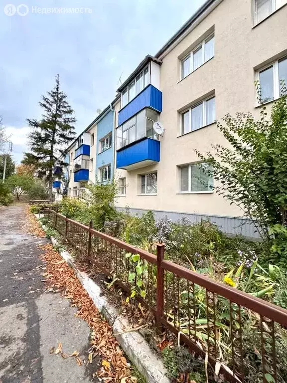 3-комнатная квартира: посёлок Комсомольский, Центральная улица, 6 ... - Фото 2