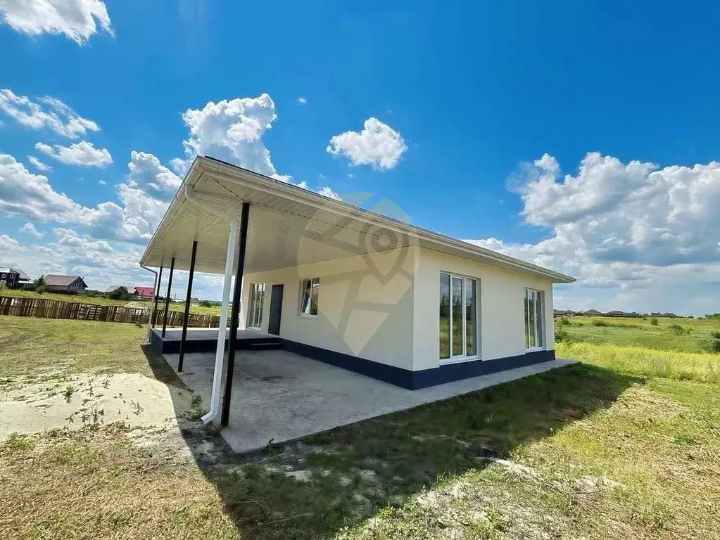 Дом в Белгородская область, Старый Оскол ул. Бориса Морозова (99 м) - Фото 1