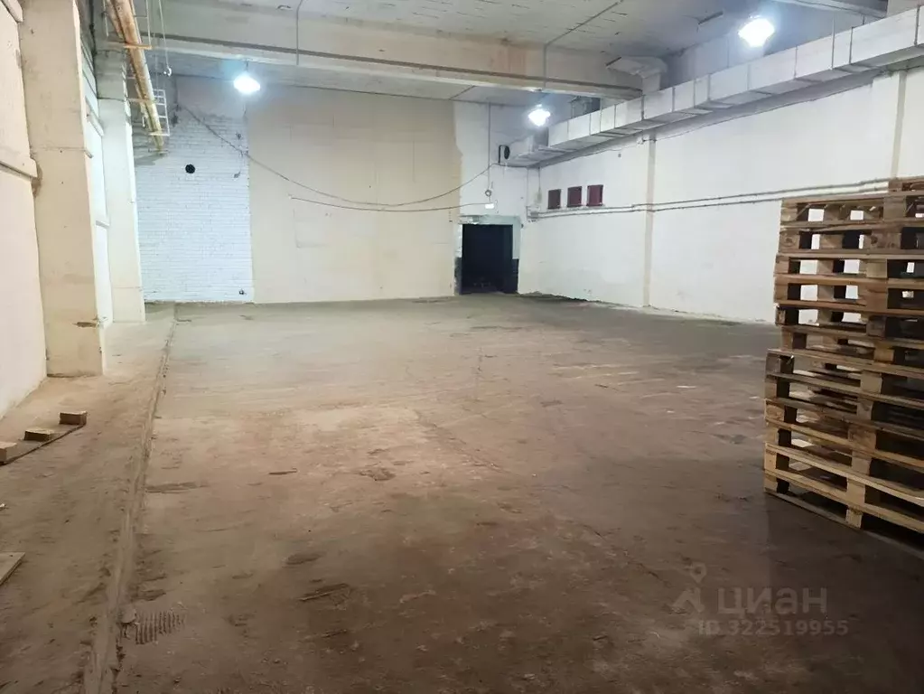 Склад в Кировская область, Киров Базовый пер., 11А (285 м) - Фото 1