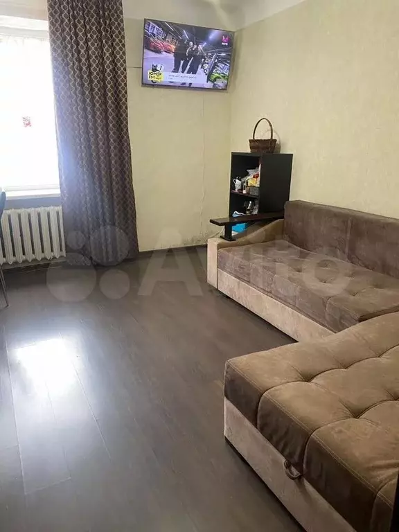 Комната 16,5 м в 1-к., 1/4 эт. - Фото 1