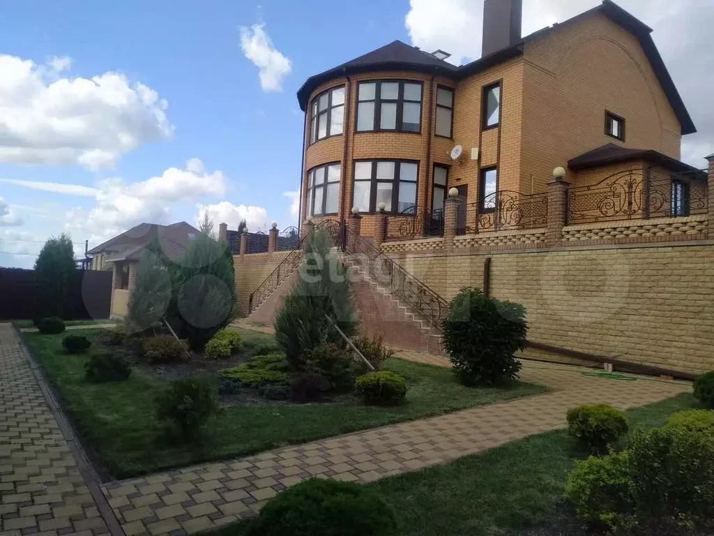 Дом 250 м на участке 25,5 сот. - Фото 0