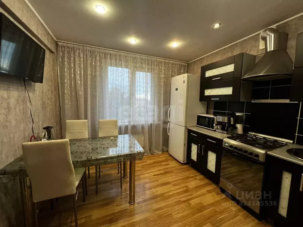 3-к кв. Иркутская область, Ангарск 6А мкр, 41 (66.6 м) - Фото 1