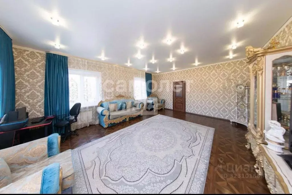 Дом в Челябинская область, Челябинск Ржевская ул., 9 (165 м) - Фото 1