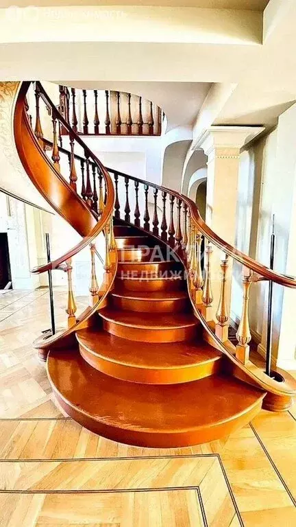 5-комнатная квартира: Москва, Нижняя Первомайская улица, 64 (279 м) - Фото 1