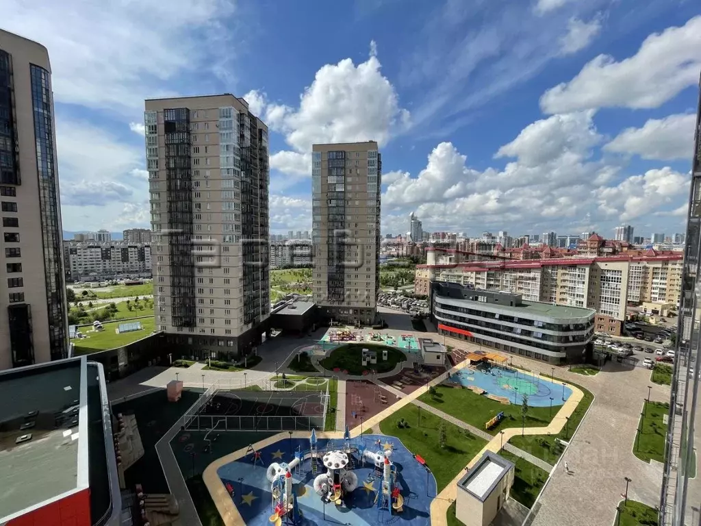 3-к кв. Красноярский край, Красноярск ул. Весны, 32 (105.5 м) - Фото 0