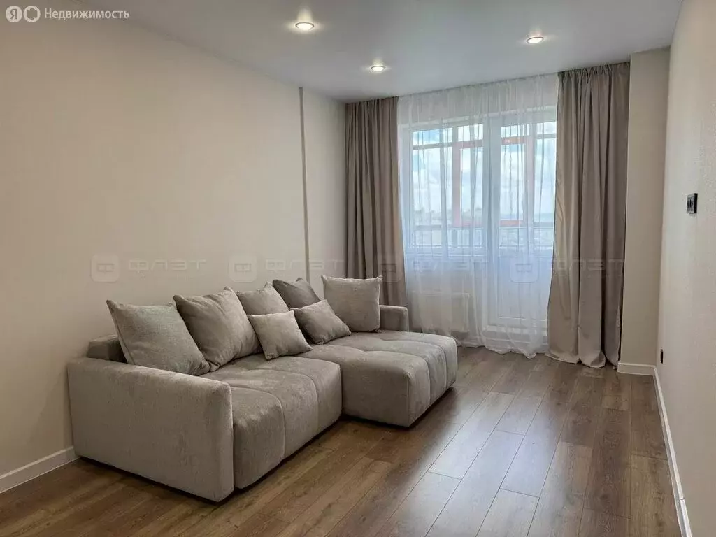 1-комнатная квартира: Казань, улица Адоратского, 11 (33 м) - Фото 1