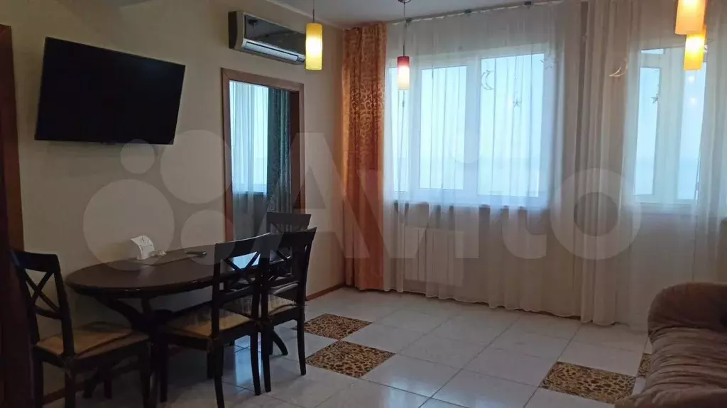 3-к. квартира, 130 м, 2/5 эт. - Фото 1