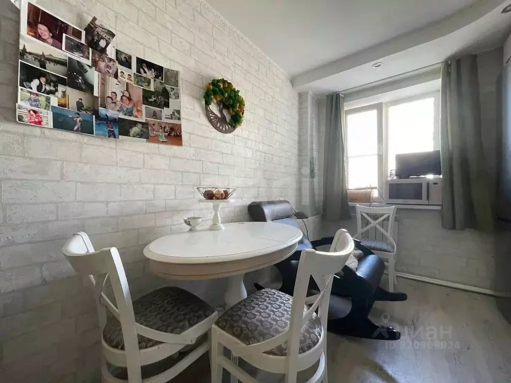 3-к кв. Коми, Сыктывкар Покровский бул., 5 (79.9 м) - Фото 1