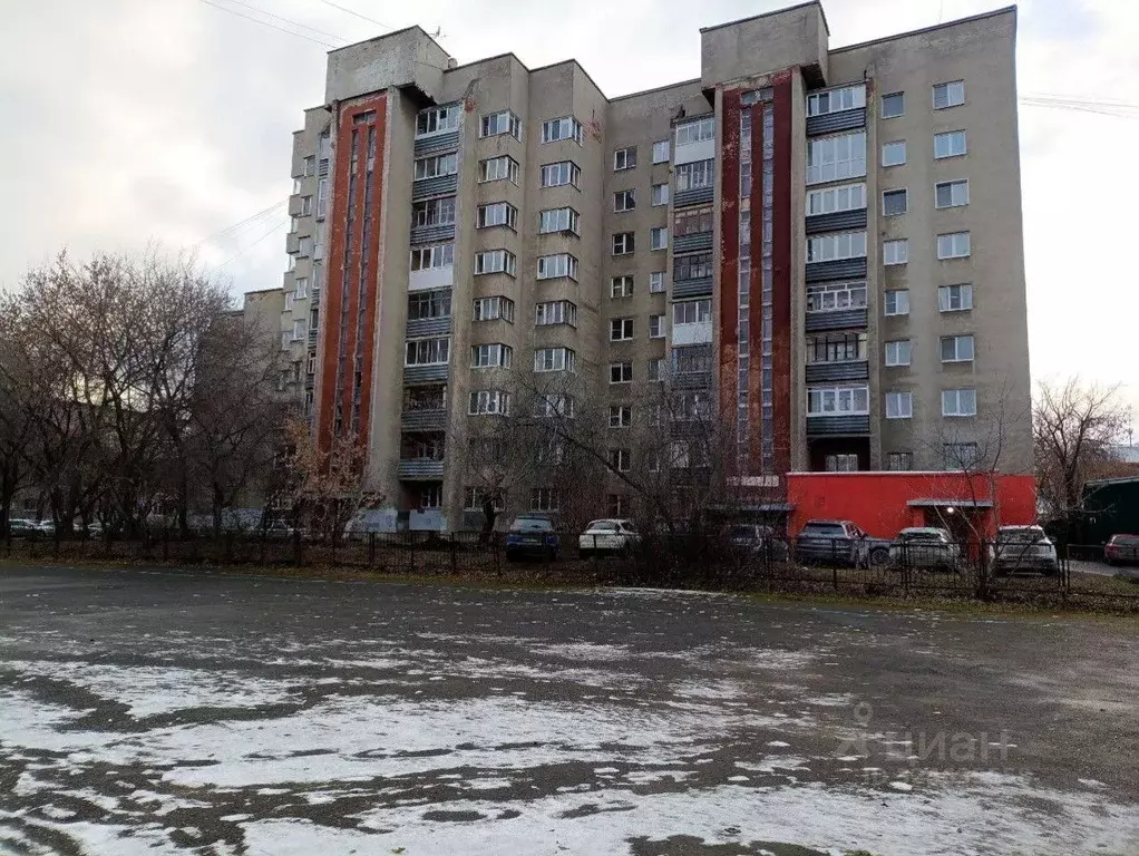 3-к кв. Свердловская область, Екатеринбург ул. Фурманова, 45 (64.3 м) - Фото 1