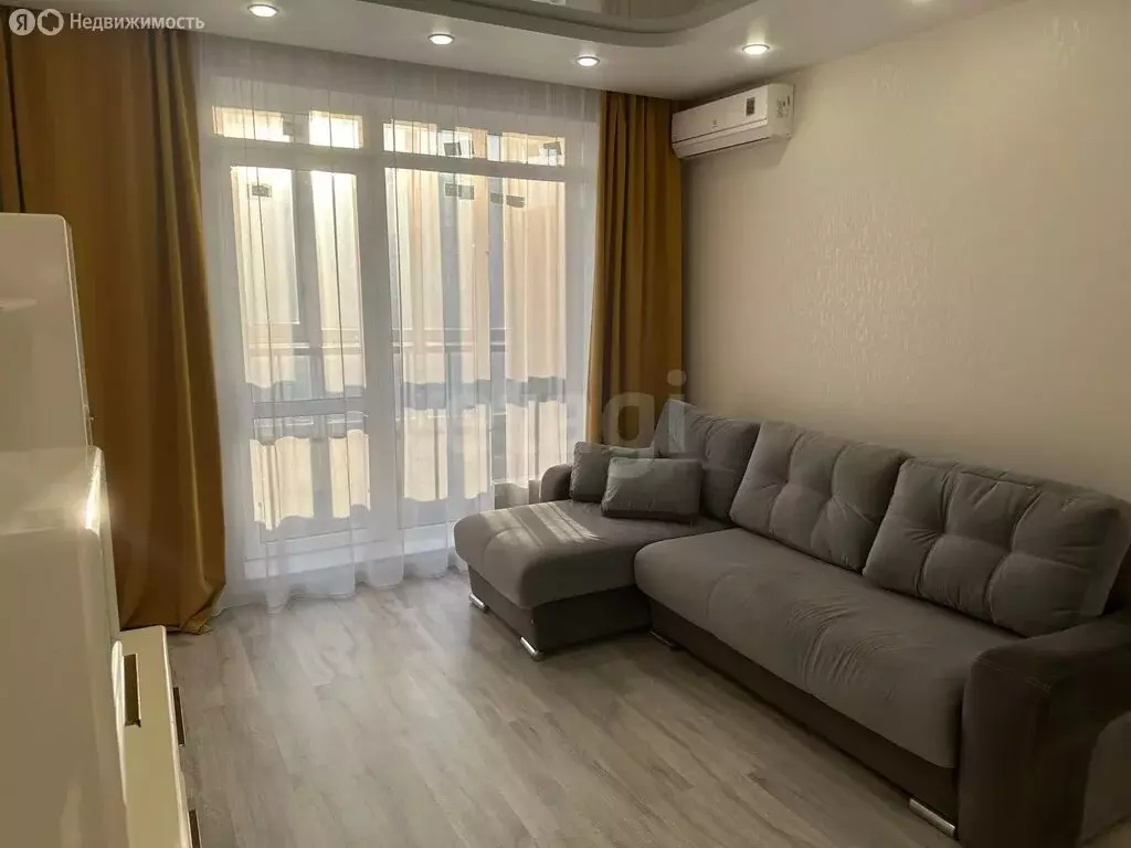 1-комнатная квартира: Тюмень, улица Александра Протозанова, 14 (42.7 ... - Фото 2