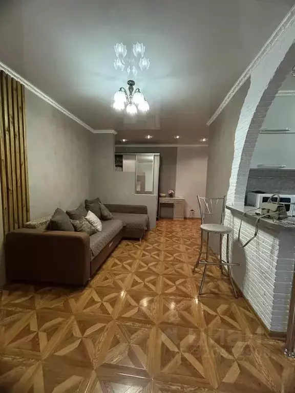 1-к кв. Нижегородская область, с. Дивеево ул. Чкалова, 2В/1 (58.0 м) - Фото 0