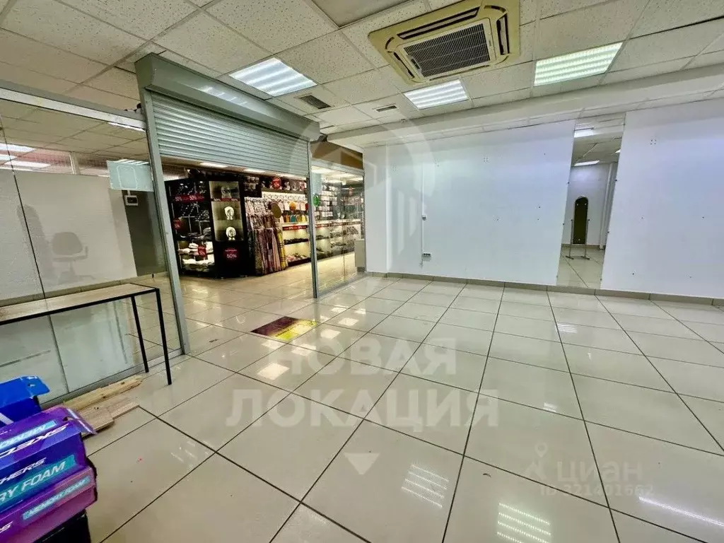 Торговая площадь в Омская область, Омск просп. Мира, 42к1 (40 м) - Фото 1