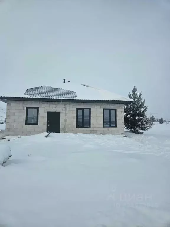 Дом в Алтай, Майминский район, пос. Алферово Центральная ул., 31А (70 ... - Фото 1