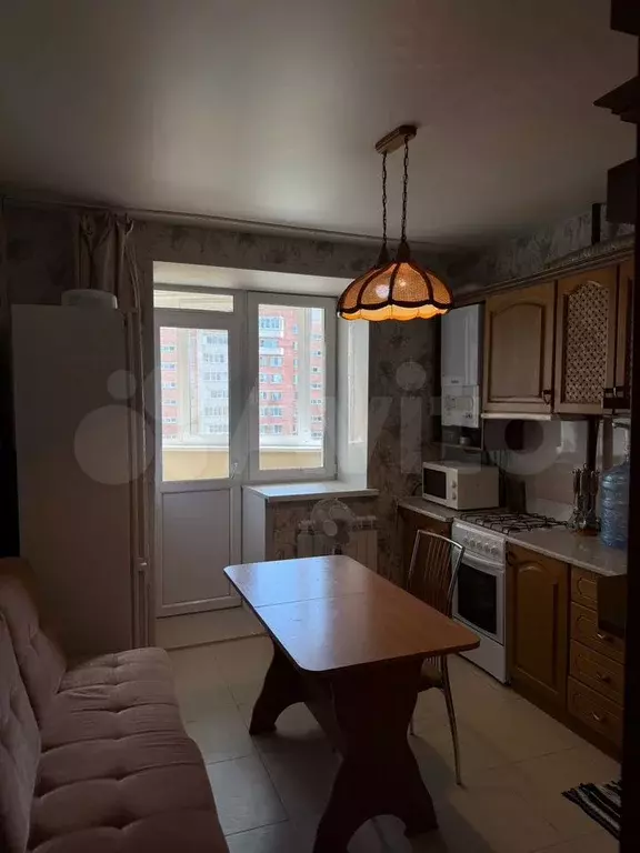 1-к. квартира, 54 м, 7/10 эт. - Фото 0