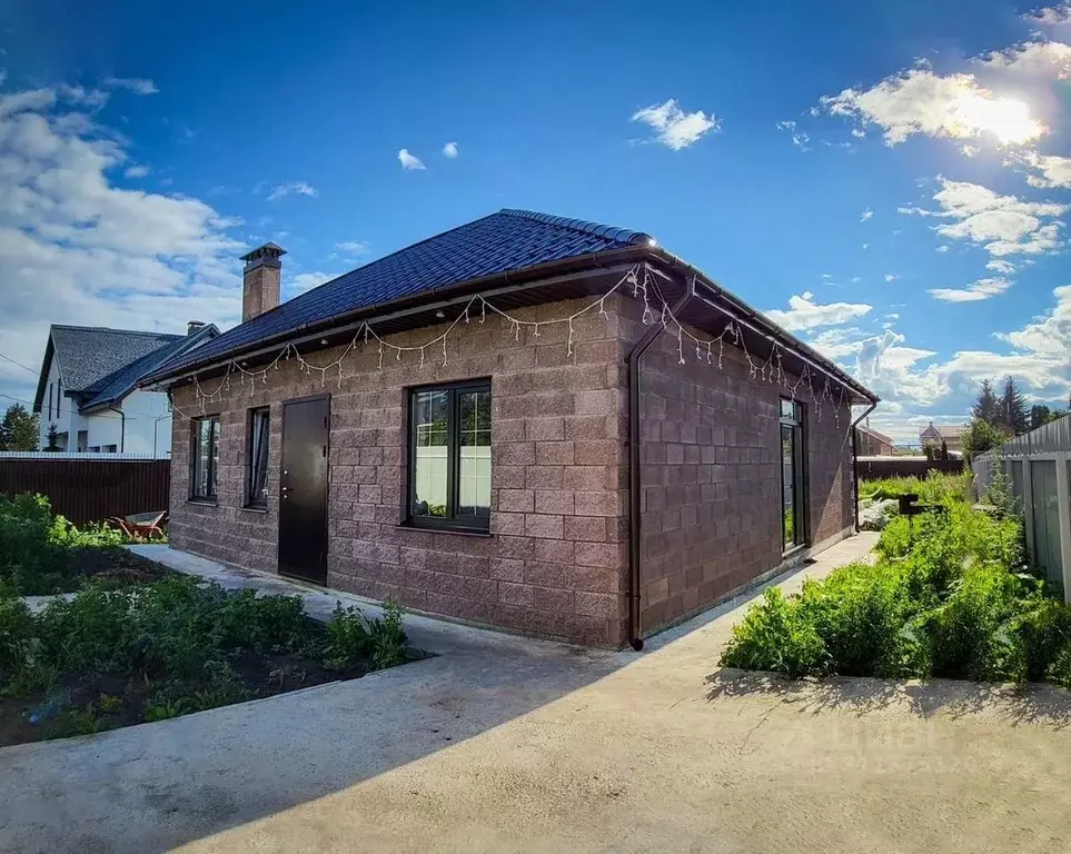 Дом в Самарская область, Ставропольский район, с. Подстепки пер. ... - Фото 1