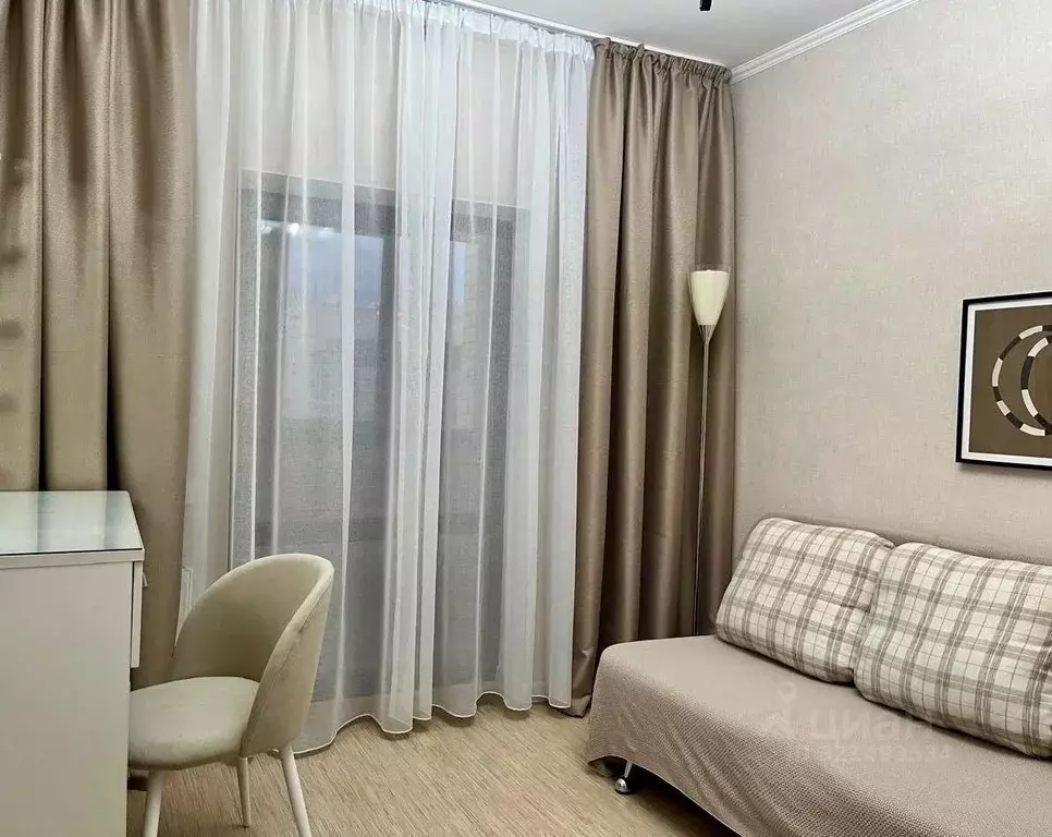 3-к кв. Тюменская область, Тюмень ул. Максима Горького, 68к1 (88.0 м) - Фото 2