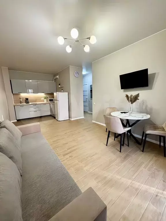 2-к. квартира, 45 м, 7/16 эт. - Фото 0