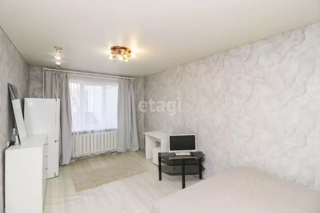 3-к кв. Тюменская область, Тюмень Севастопольская ул., 5 (68.0 м) - Фото 1