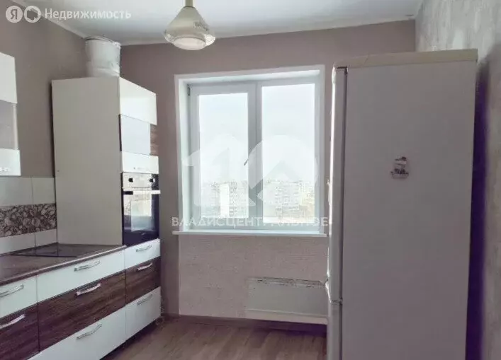 3-комнатная квартира: Кемерово, улица Тухачевского, 47Б (68 м) - Фото 2