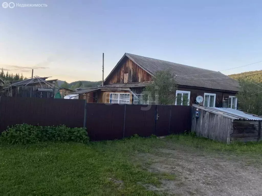 Дом в село Нарва, Зелёная улица (66 м) - Фото 2