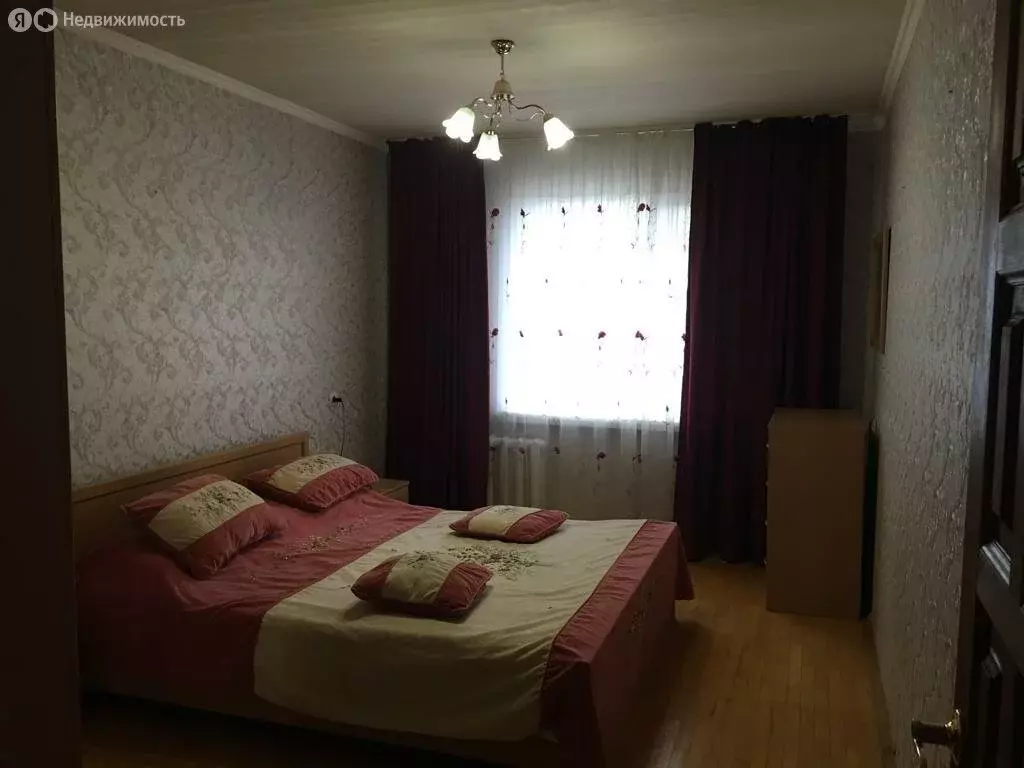 3-комнатная квартира: Ставрополь, улица Пирогова, 62/4 (74 м) - Фото 0