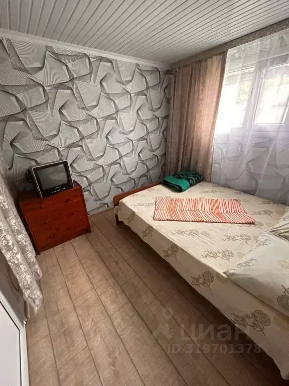 Комната Краснодарский край, Сочи ул. Лазарева, 7 - Фото 0