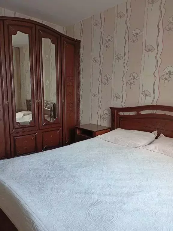 4-к кв. Калмыкия, Элиста 7-й мкр, 1к2 (60.0 м) - Фото 0