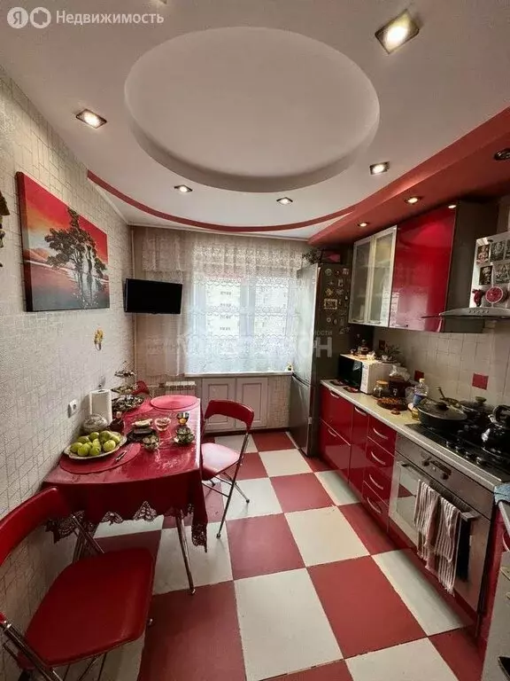 3-комнатная квартира: Волгоград, Рионская улица, 11 (65 м) - Фото 1