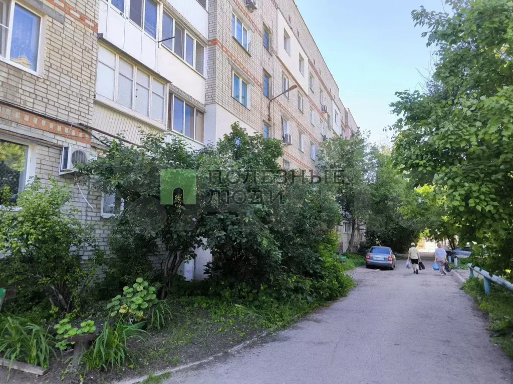 1-к. квартира, 33 м, 4/6 эт. - Фото 0