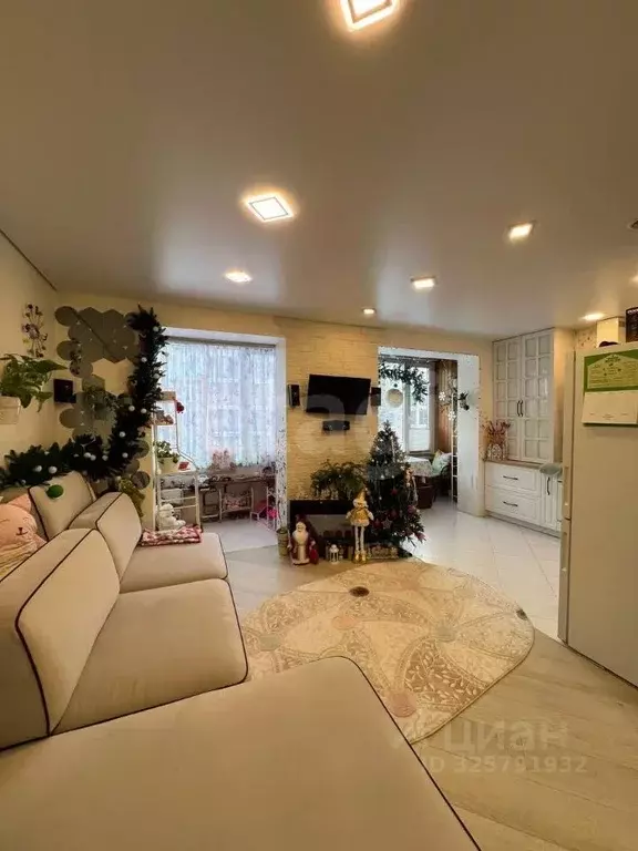 2-к кв. Кировская область, Киров ул. Старославянская, 6 (55.0 м) - Фото 1