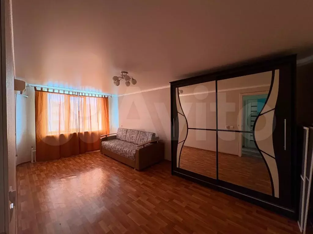 1-к. квартира, 35 м, 9/10 эт. - Фото 0