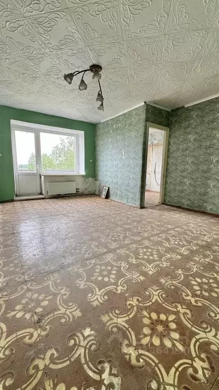 3-к кв. Кемеровская область, Калтанский городской округ, пос. ... - Фото 0