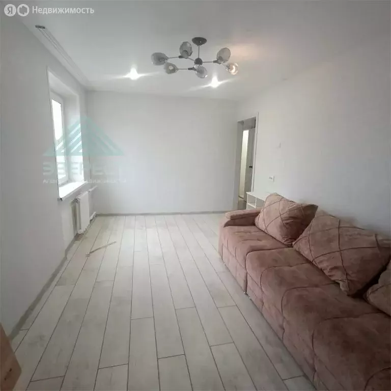 3-комнатная квартира: Расцвет, улица Микроквартал, 2 (60.9 м) - Фото 2