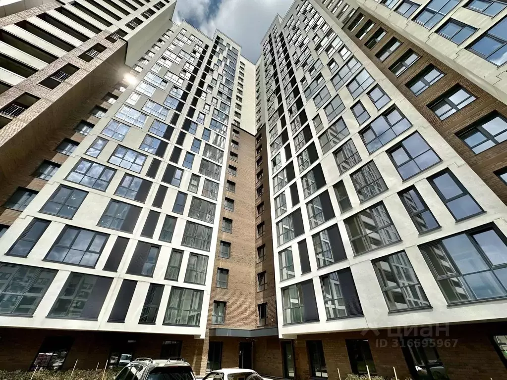 3-к кв. Алтайский край, Барнаул просп. Строителей, 18к1 (68.0 м) - Фото 0