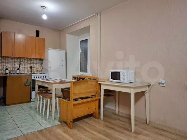 1-к. квартира, 39 м, 8/9 эт. - Фото 0