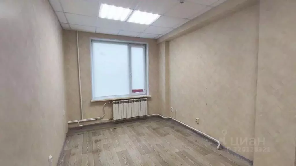 Офис в Новгородская область, Великий Новгород просп. Александра ... - Фото 1