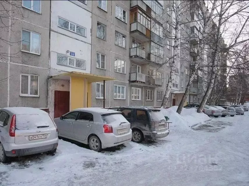 Комната Новосибирская область, Новосибирск ул. Бориса Богаткова, 219 ... - Фото 2