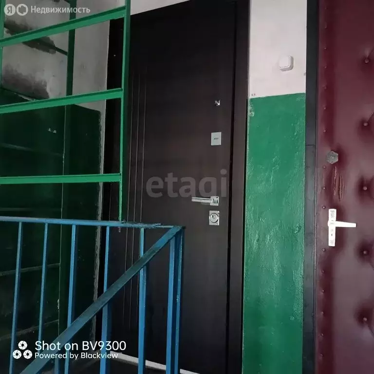 2-комнатная квартира: Старица, улица Адмирала Октябрьского, 70 (46 м) - Фото 1