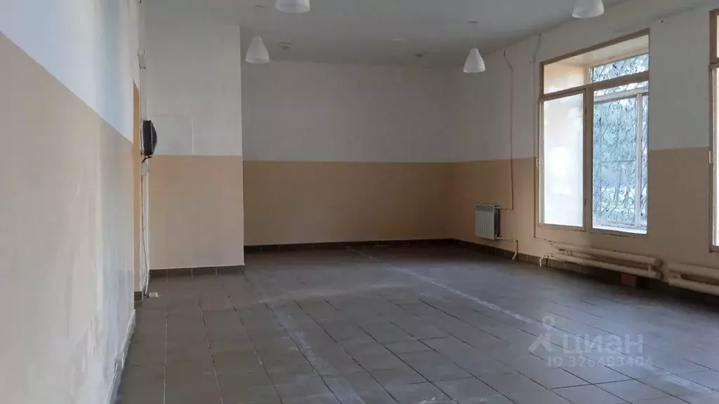 Помещение свободного назначения в Ростовская область, Новочеркасск ... - Фото 1