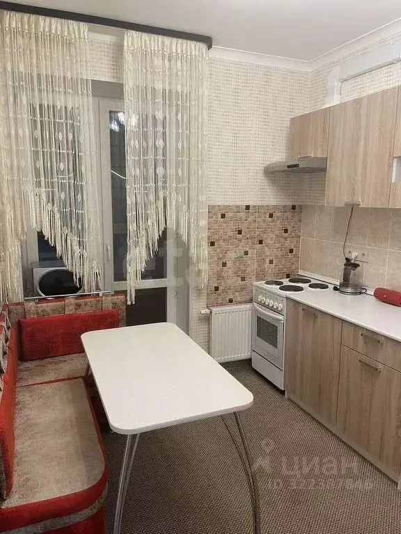 1-к кв. Ямало-Ненецкий АО, Новый Уренгой просп. Губкина, 28 (35.0 м) - Фото 0