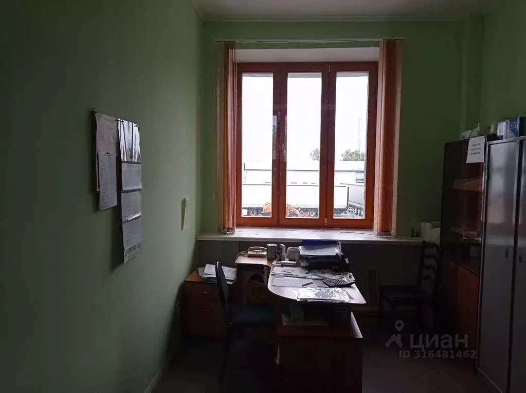 Офис в Самарская область, Кинель Первомайская пл., 6кв1 (50 м) - Фото 2