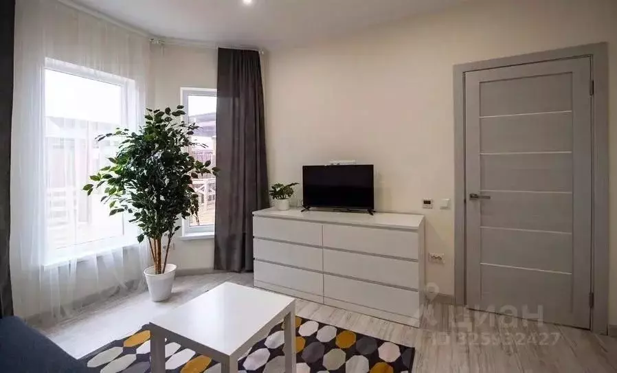 3-к кв. Крым, Сакский район, Молочненское с/пос, с. Витино ул. ... - Фото 2