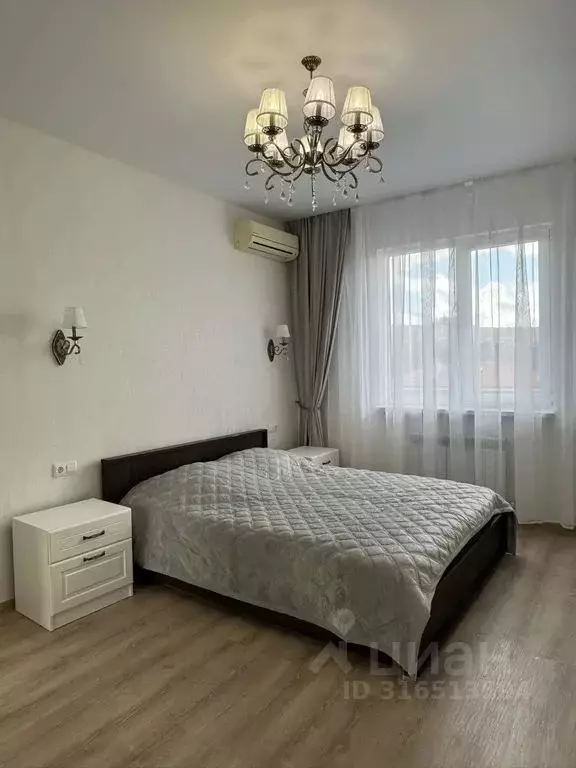 2-к кв. Краснодарский край, Геленджик ул. Геленджикская, 37 (52.0 м) - Фото 0