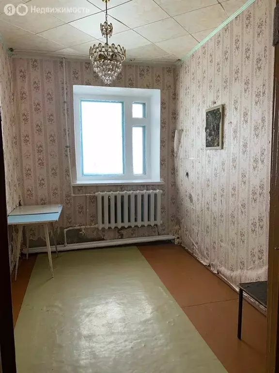3-комнатная квартира: Покровск, улица Орджоникидзе, 58/1 (71 м) - Фото 1