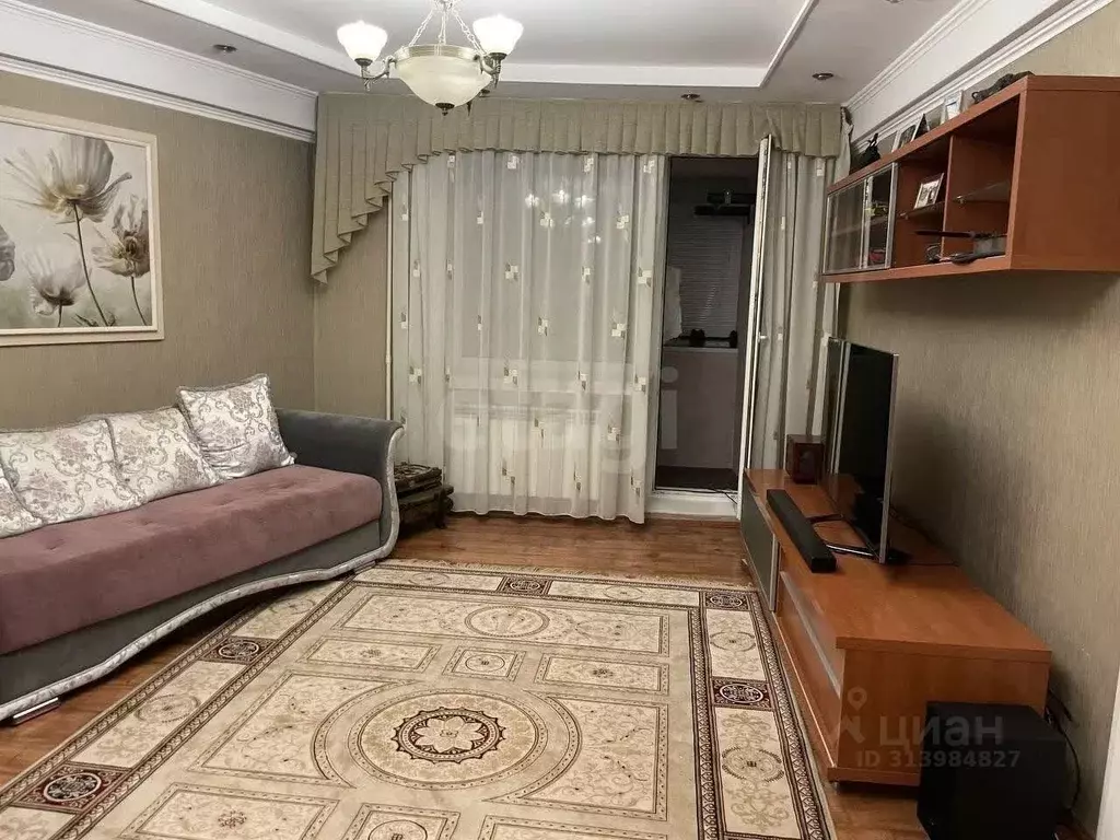 2-к кв. Тюменская область, Тюмень Харьковская ул., 59/4 (87.8 м) - Фото 0