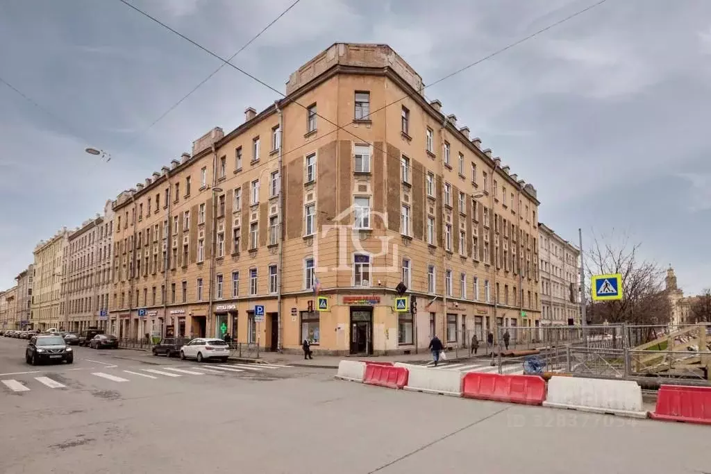 Комната Санкт-Петербург Бронницкая ул., 15 (12.9 м) - Фото 1