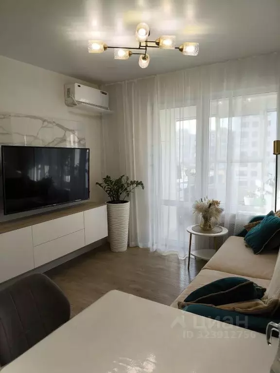 2-к кв. Краснодарский край, Новороссийск ул. Григорьева, 12к1 (59.0 м) - Фото 1