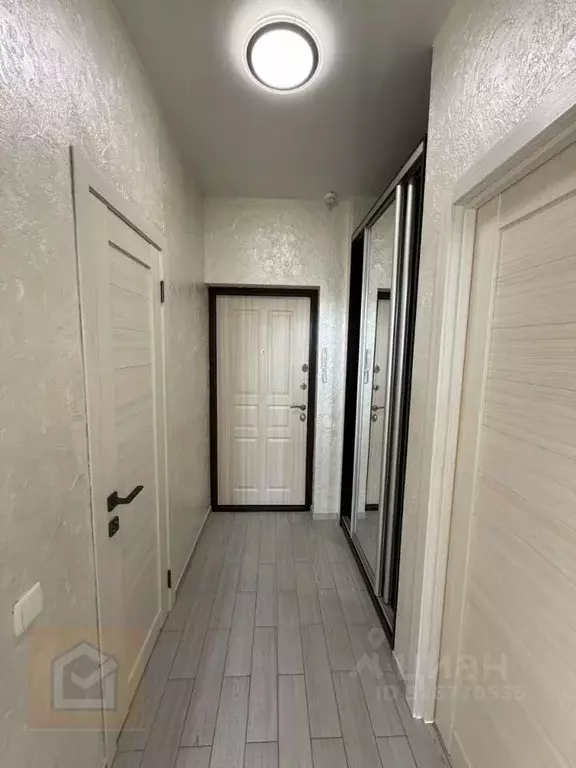 1-к кв. Крым, Симферополь ул. Батурина, 121 (35.2 м) - Фото 2